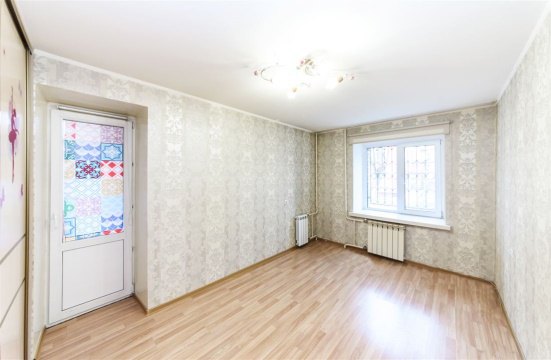 3-к квартира, 1/7 эт., 70м²